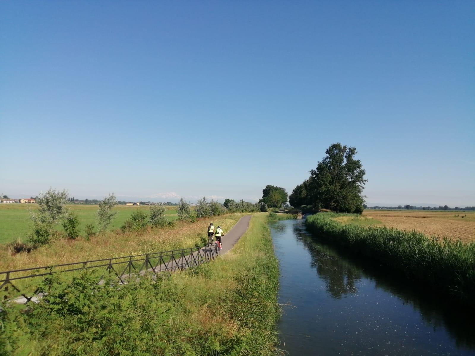 tour dei 3 navigli week-end di gruppo in bici