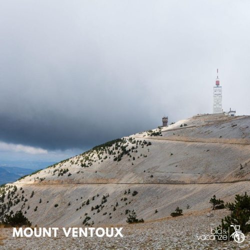 Tour in bici da corsa alta provenza, luberon, mount ventoux_francia_bici e vacanze